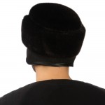 Коричневая мужская шапка из нерпы
