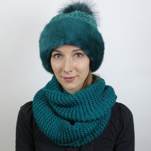 Зеленый комплект шапка и шарф